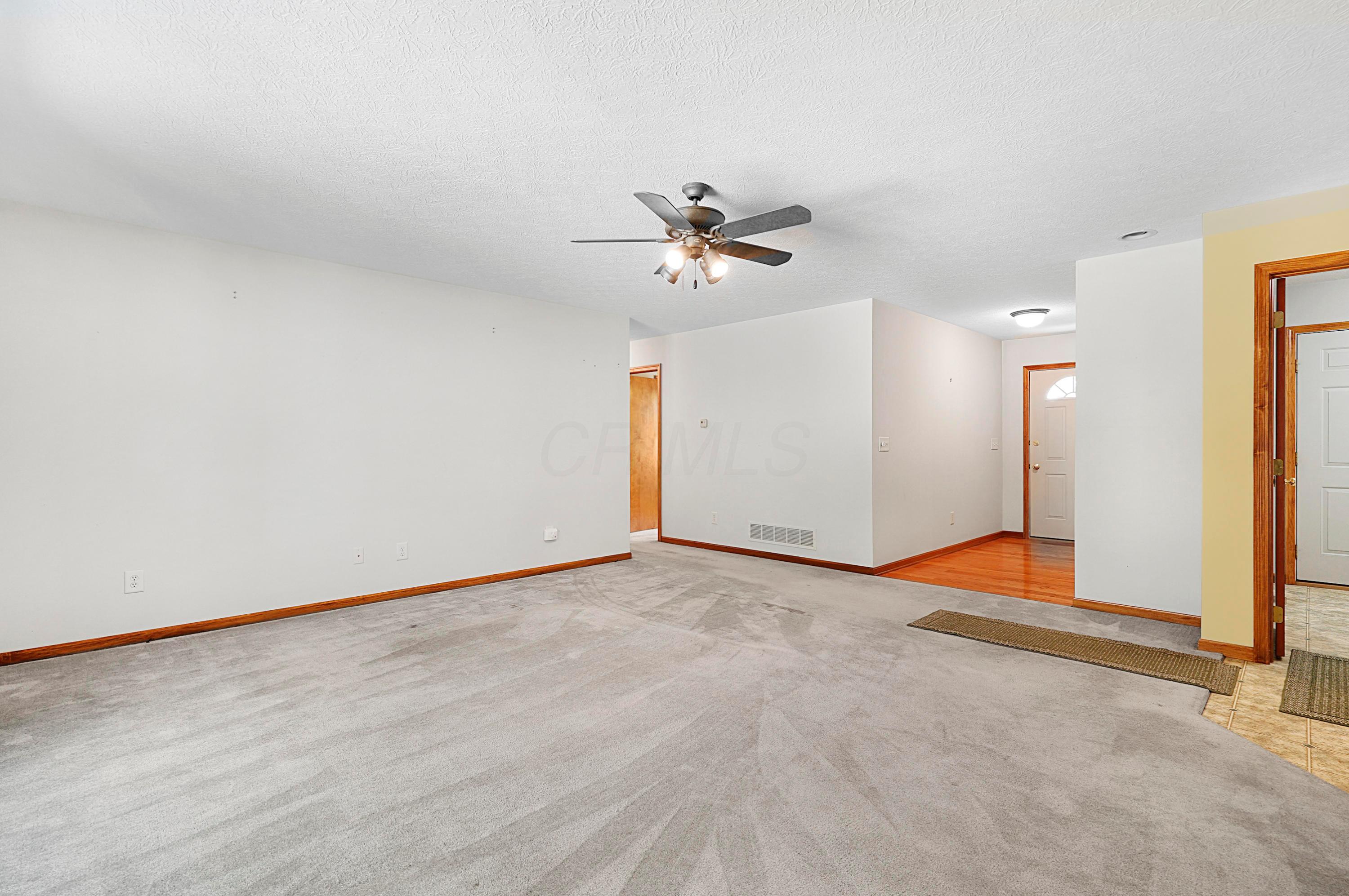 823 National Road Southeast Hebron, OH 43025 - Photo 25 of 44
