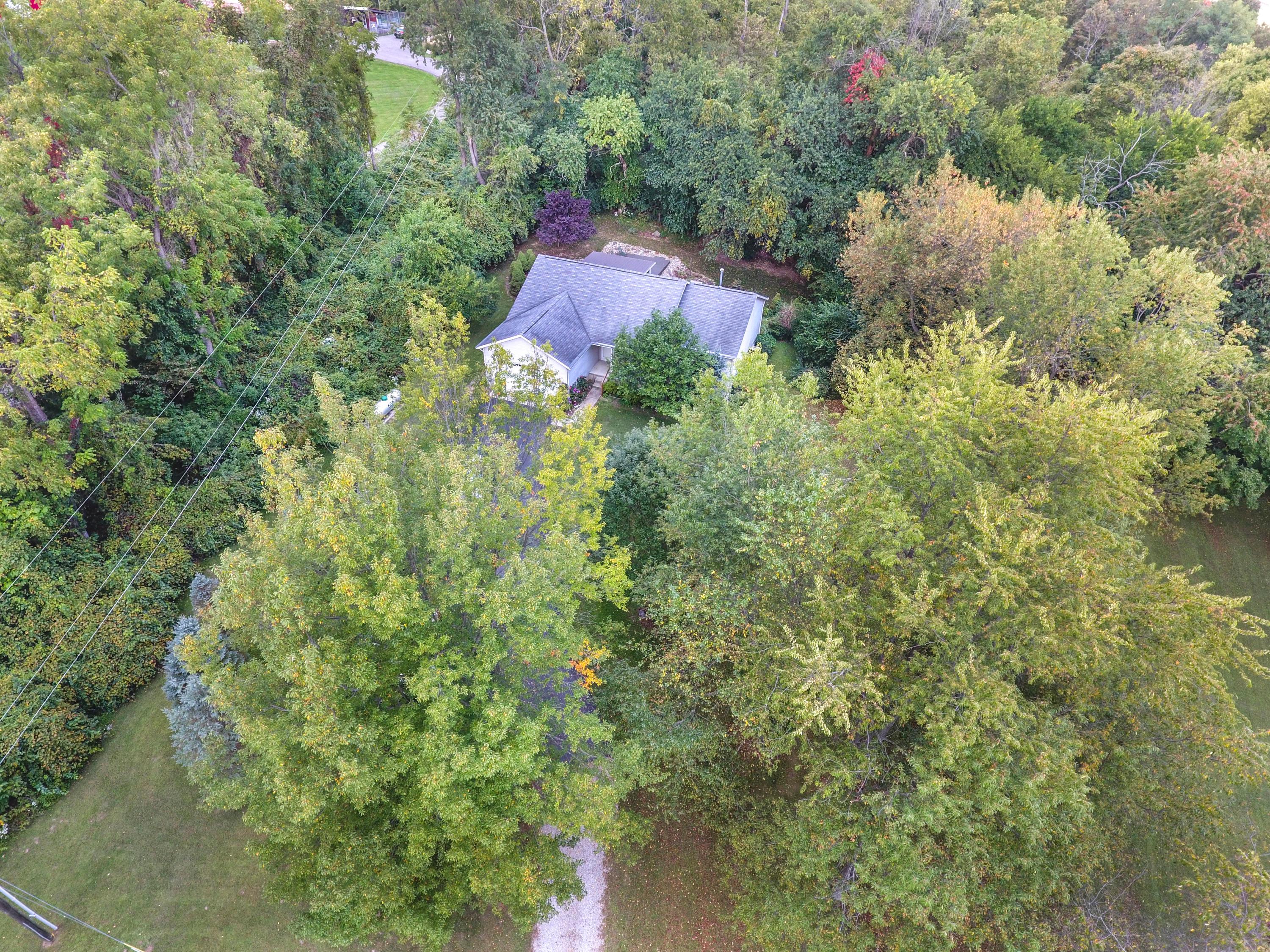 823 National Road Southeast Hebron, OH 43025 - Photo 3 of 44