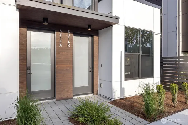 $649,950 | 6614 Carleton Avenue South, Unit A, Seattle, WA 98108