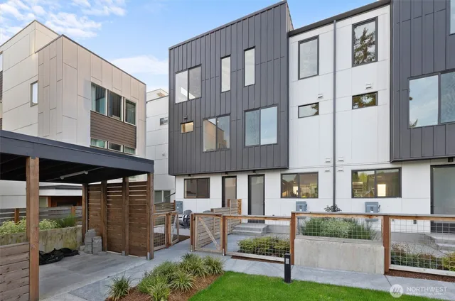 $649,950 | 6614 Carleton Avenue South, Unit A, Seattle, WA 98108