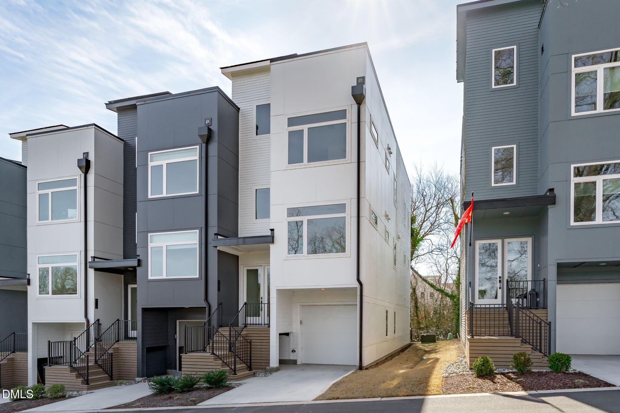 610 Rocky Knob Court Raleigh, NC 27601 - Photo 35 of 48 a front view of a multi story building