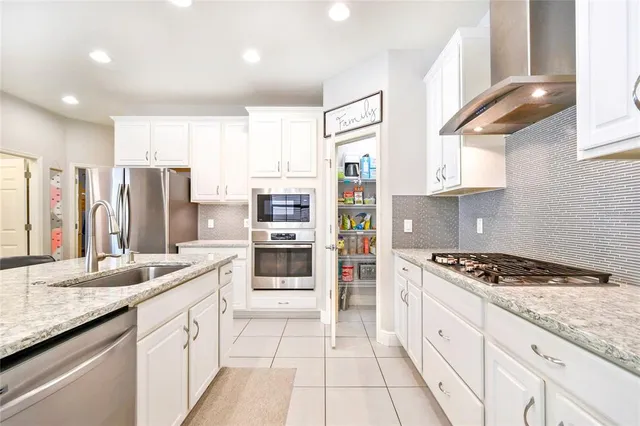 $519,900 | 12981 Burns Drive, Odessa, FL 33556