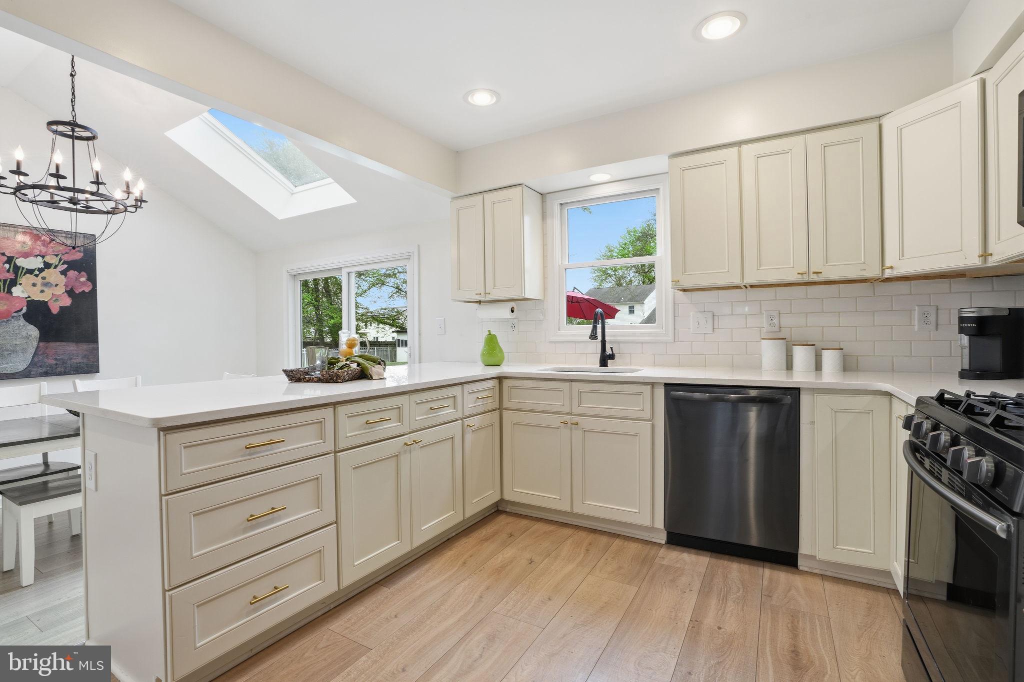 476 Gladstone Road Langhorne, PA 19047 - Photo 4 of 43