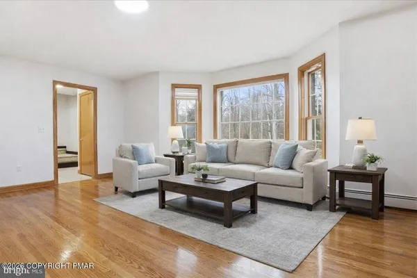 $639,900 | 322 Scenic Drive, Blakeslee, PA 18610