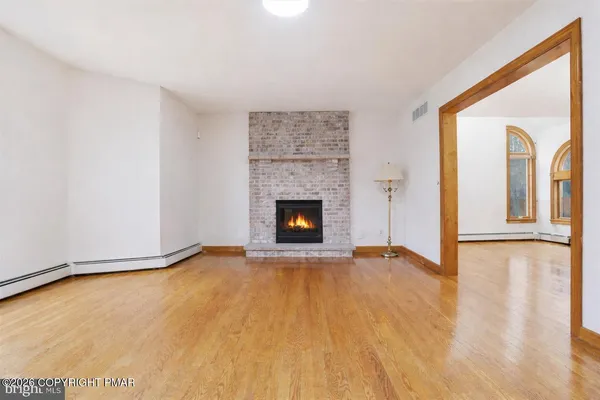 $639,900 | 322 Scenic Drive, Blakeslee, PA 18610