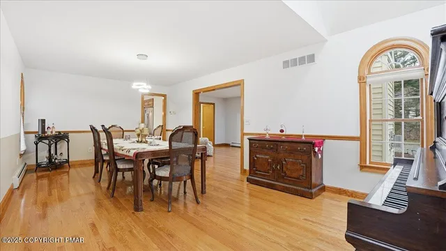 $649,900 | 322 Scenic Drive, Blakeslee, PA 18610