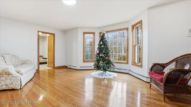 $649,900 | 322 Scenic Drive, Blakeslee, PA 18610