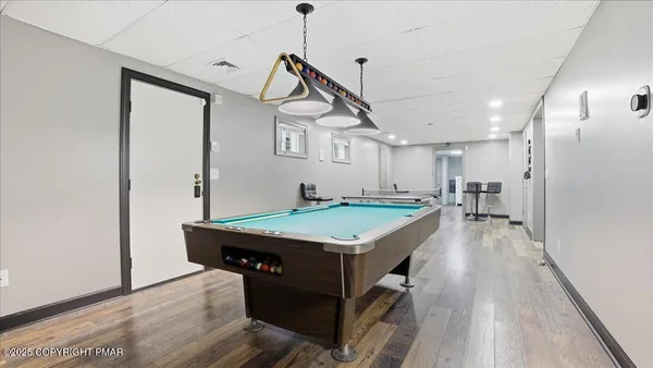 $639,900 | 322 Scenic Drive, Blakeslee, PA 18610