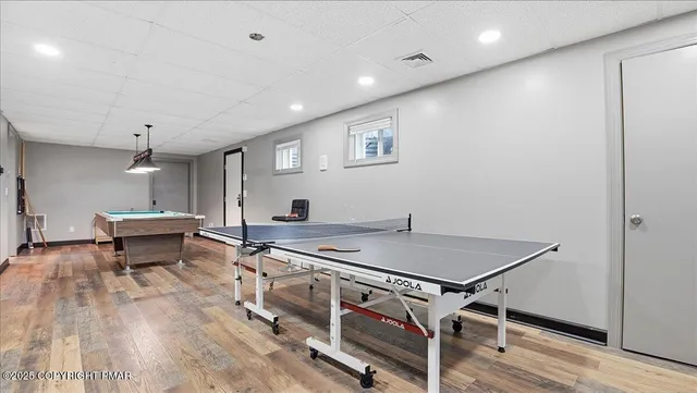 $649,900 | 322 Scenic Drive, Blakeslee, PA 18610