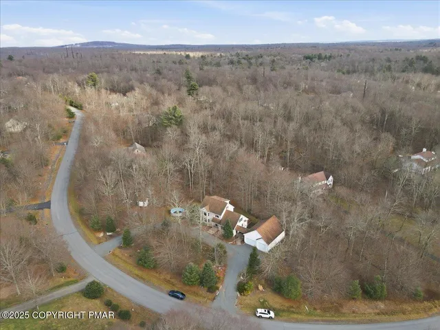 $649,900 | 322 Scenic Drive, Blakeslee, PA 18610