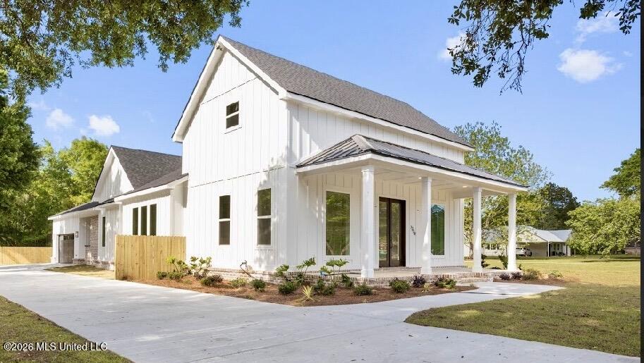 7308 Fountainbleau Road Ocean Springs, MS 39564 - Photo 1 of 55 Front