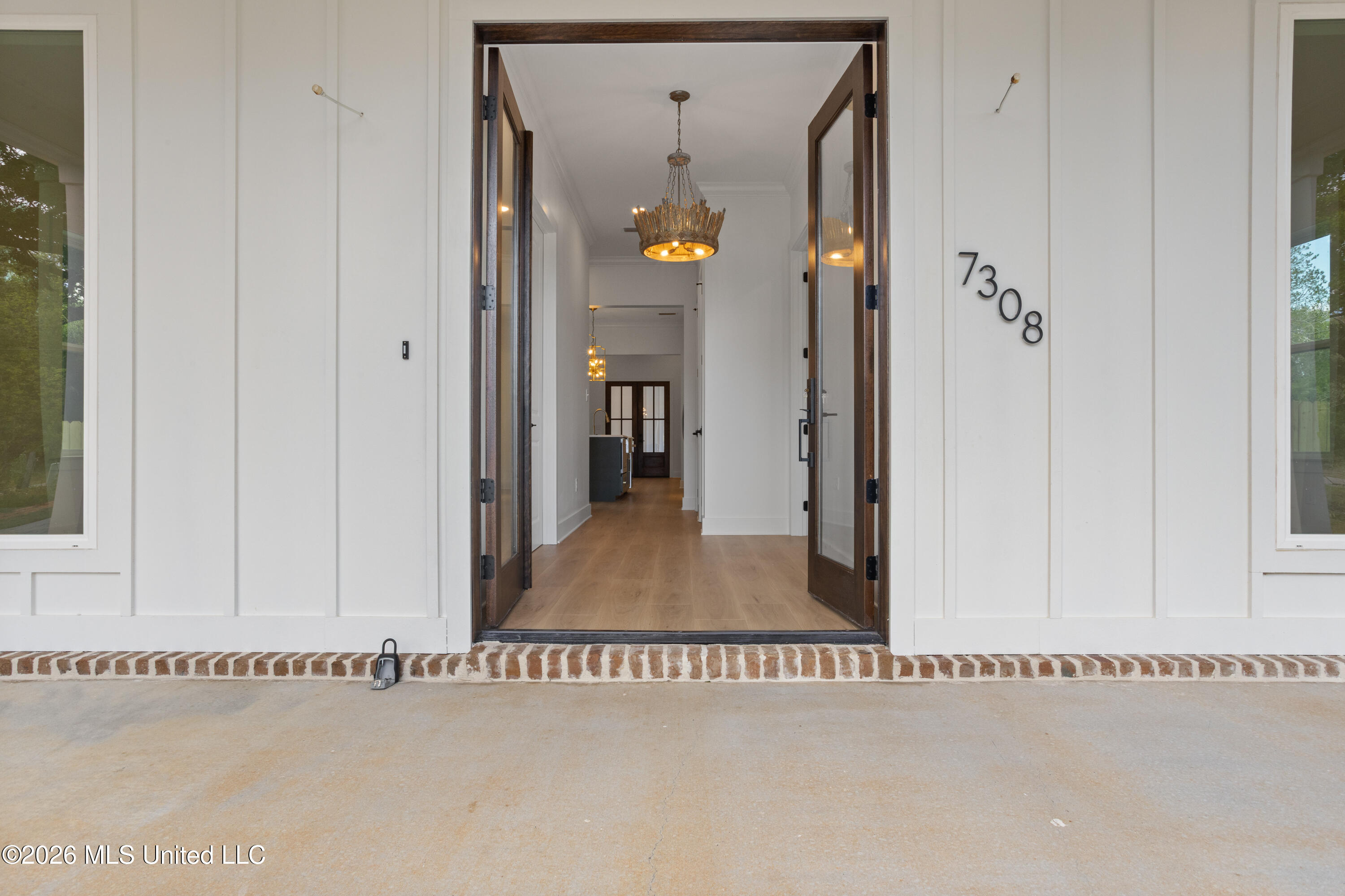 7308 Fountainbleau Road Ocean Springs, MS 39564 - Photo 4 of 55 00009