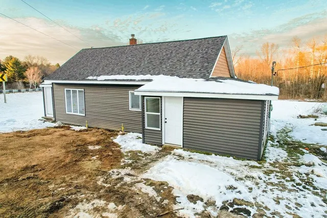 $210,000 | 3637 13th Drive, Wisconsin Dells, WI 53965