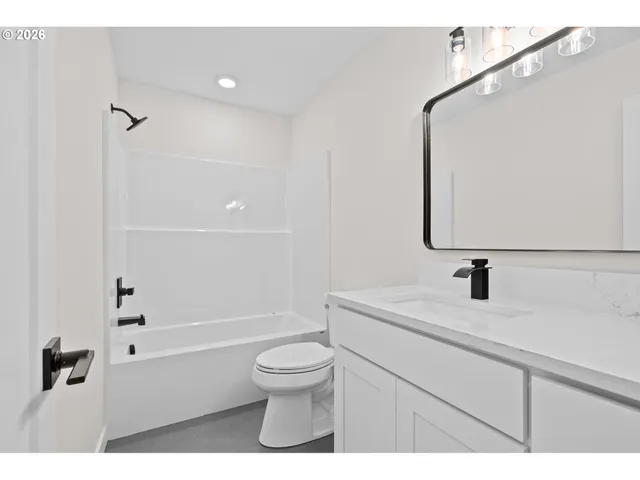 $465,000 | 5036 Southeast Harrison Street, Milwaukie, OR 97222