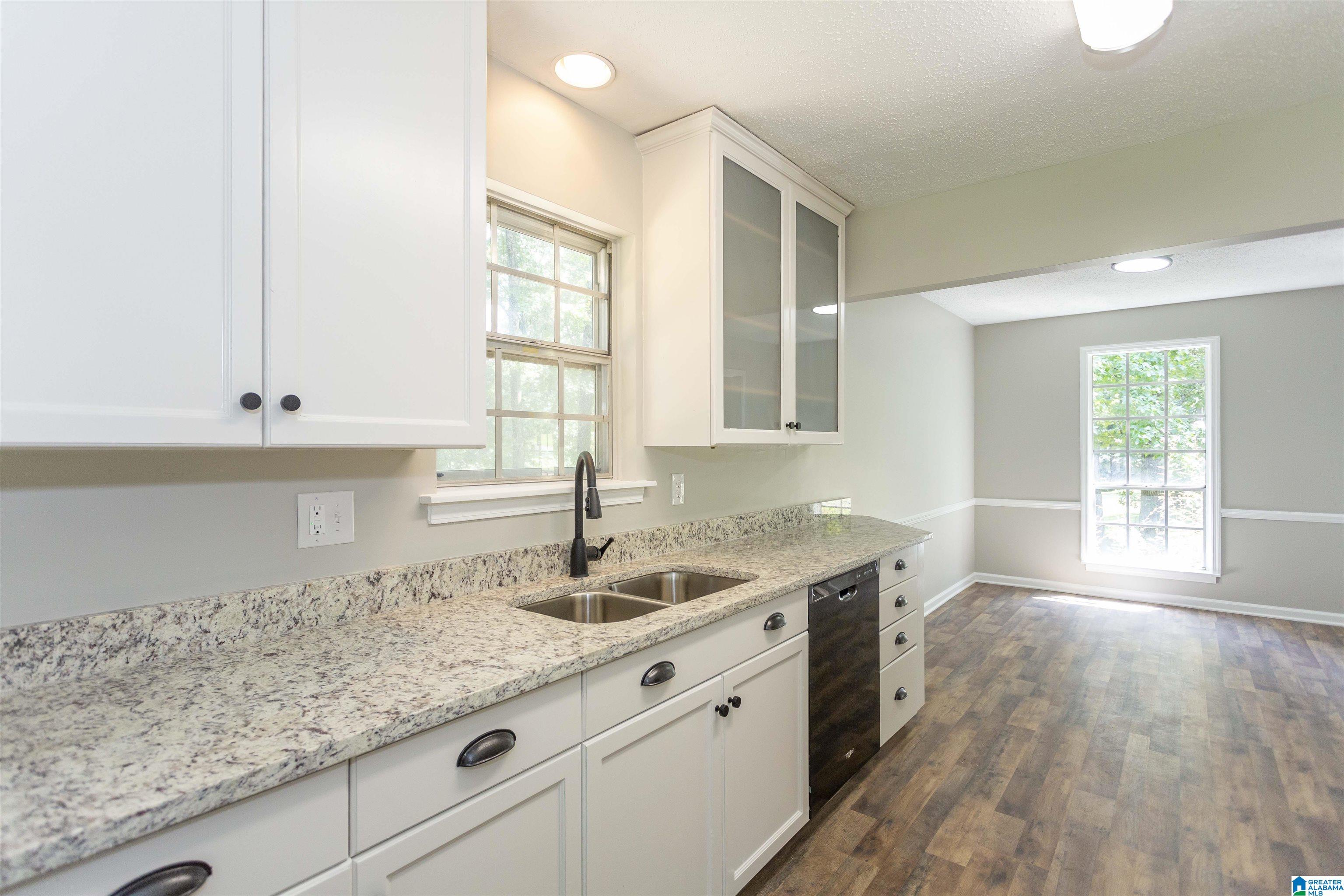 116 Hickory Street Alabaster, AL 35114 - Photo 12 of 42