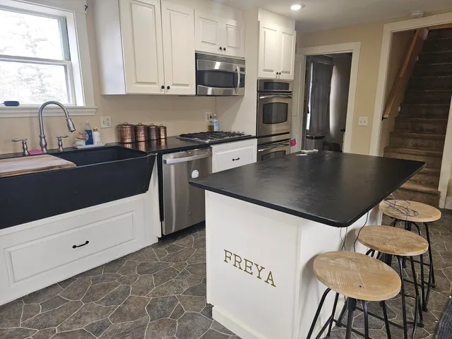 $395,000 | 532 Paris Hill Road, Paris, ME 04281