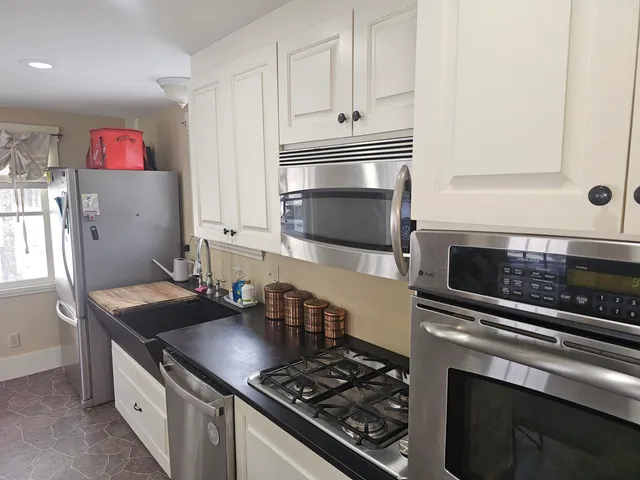 $395,000 | 532 Paris Hill Road, Paris, ME 04281