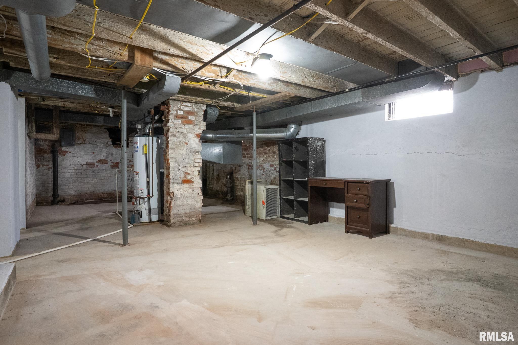 1059 North 6th Street Springfield, IL 62702 - Photo 17 of 20