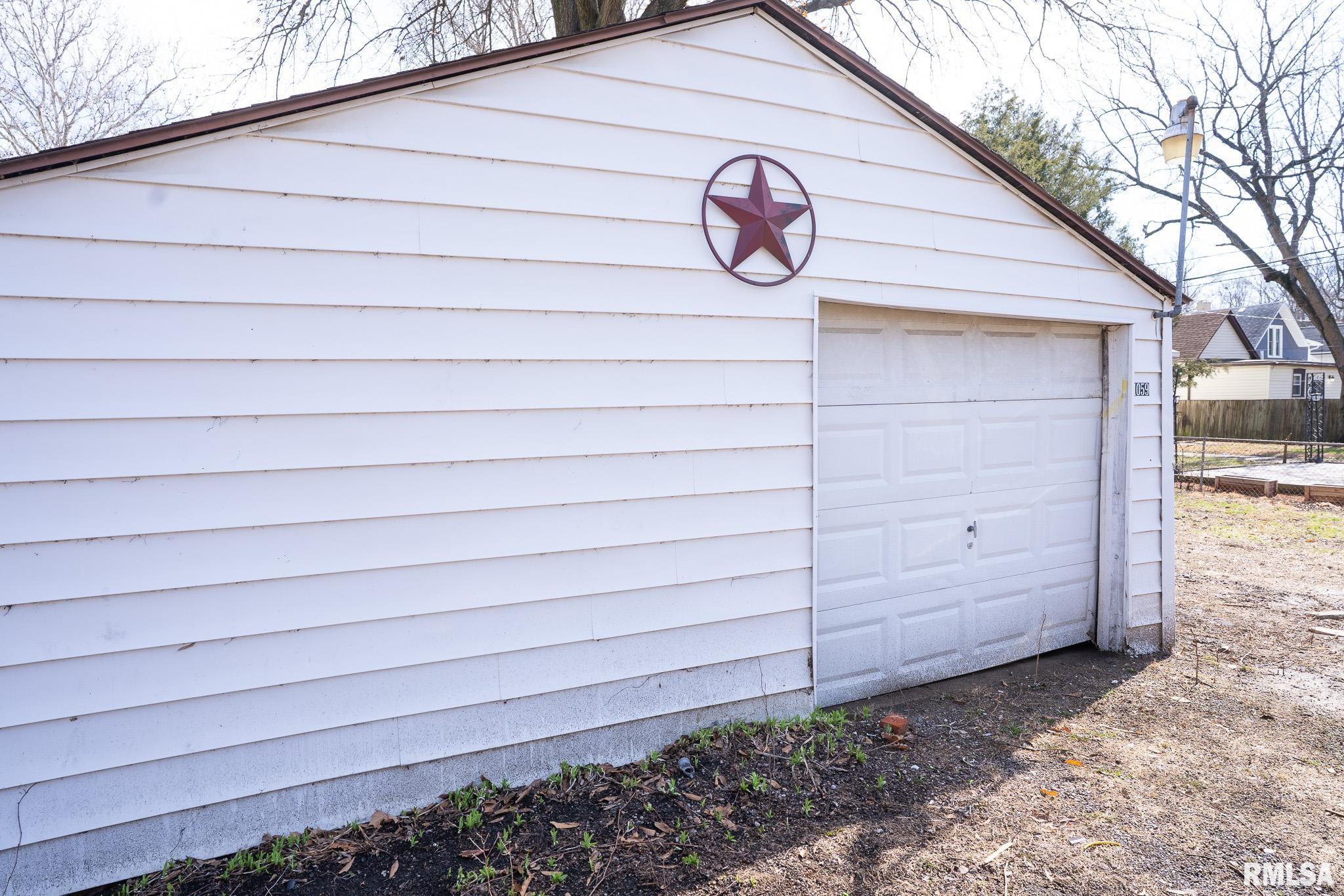 1059 North 6th Street Springfield, IL 62702 - Photo 20 of 20