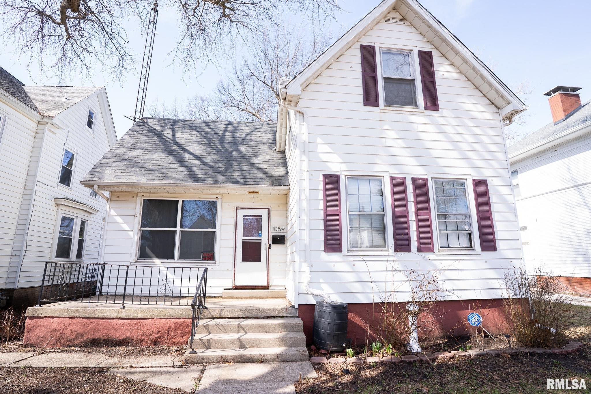 1059 North 6th Street Springfield, IL 62702 - Photo 2 of 20