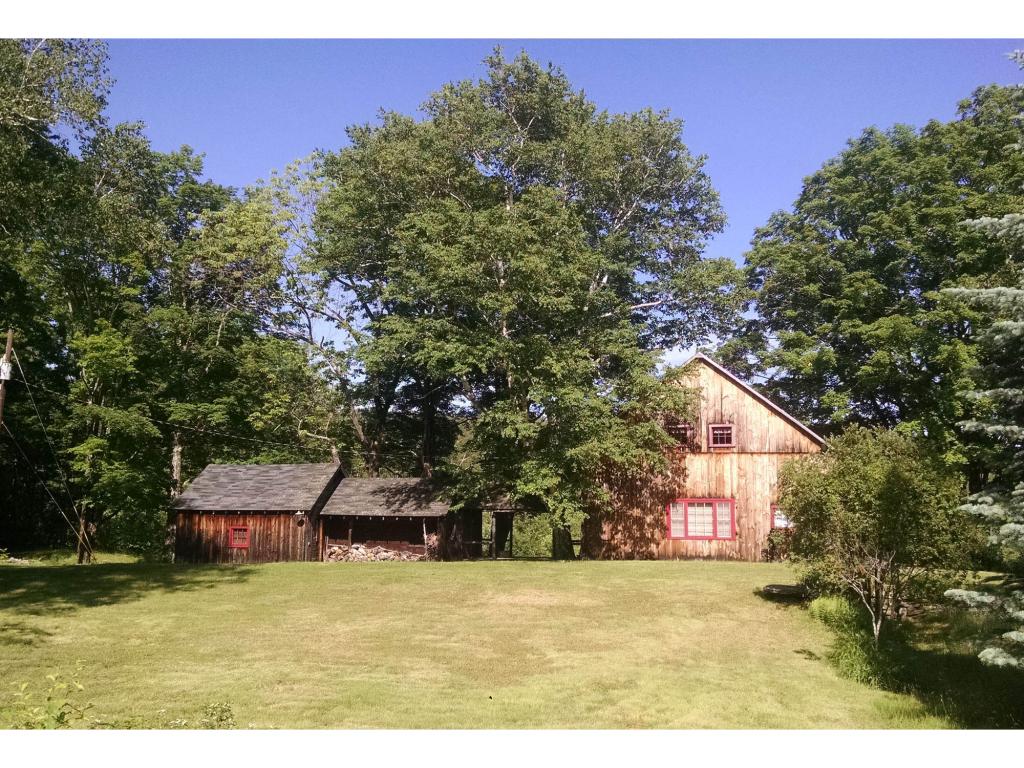 39 Sikes Road South Newfane, VT 05351 - Photo 2 of 27