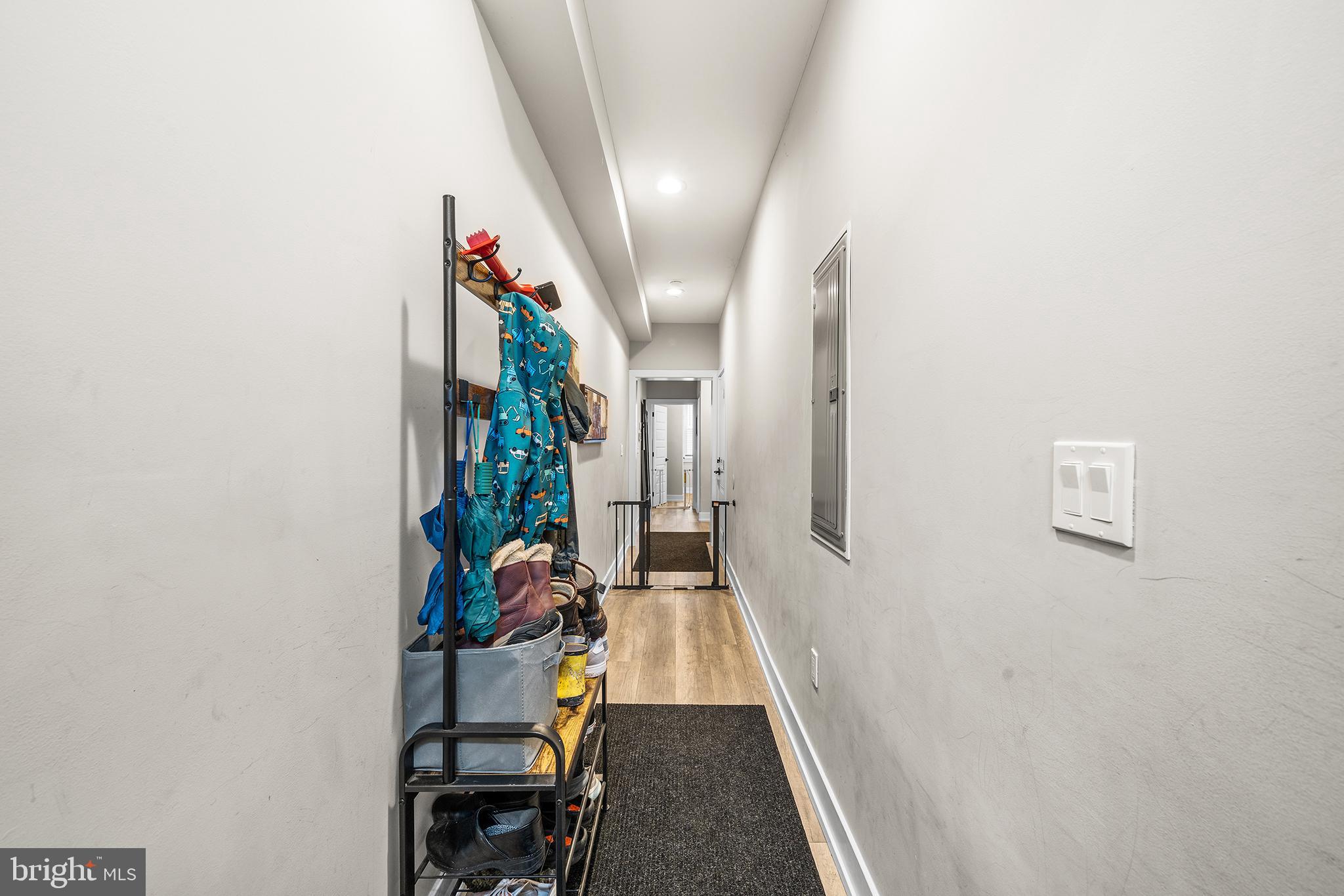 4736 Sheldon Street Philadelphia, PA 19127 - Photo 2 of 37