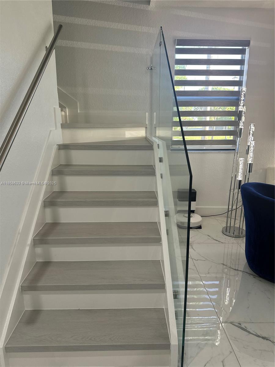 25217 Southwest 114th Avenue Homestead, FL 33032 - Photo 13 of 43