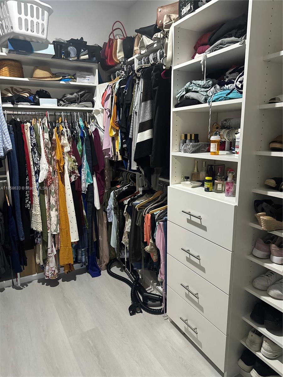 25217 Southwest 114th Avenue Homestead, FL 33032 - Photo 18 of 43