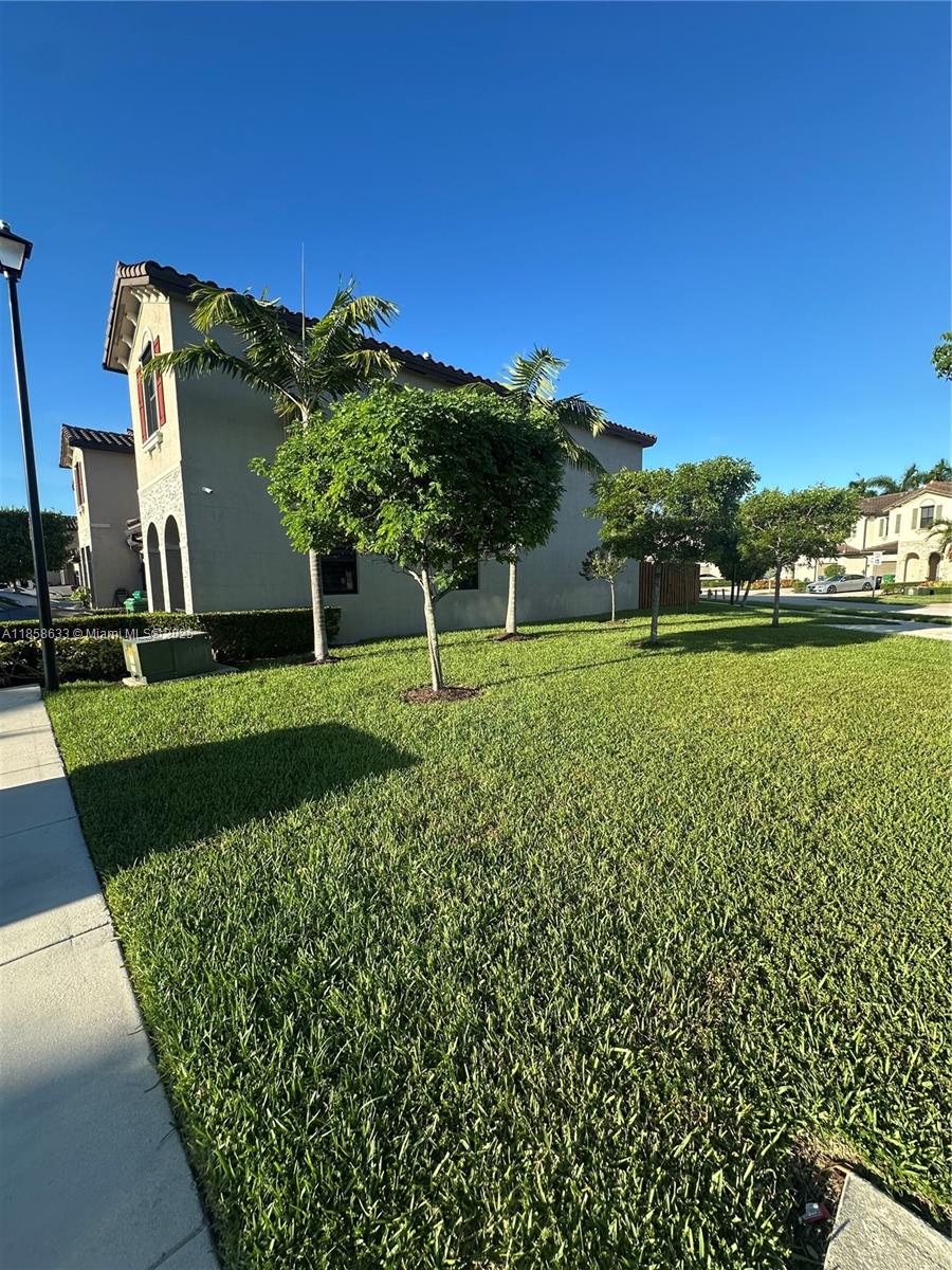 25217 Southwest 114th Avenue Homestead, FL 33032 - Photo 3 of 43