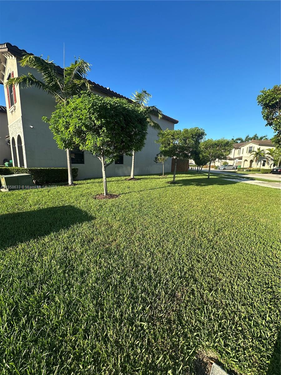 25217 Southwest 114th Avenue Homestead, FL 33032 - Photo 36 of 43