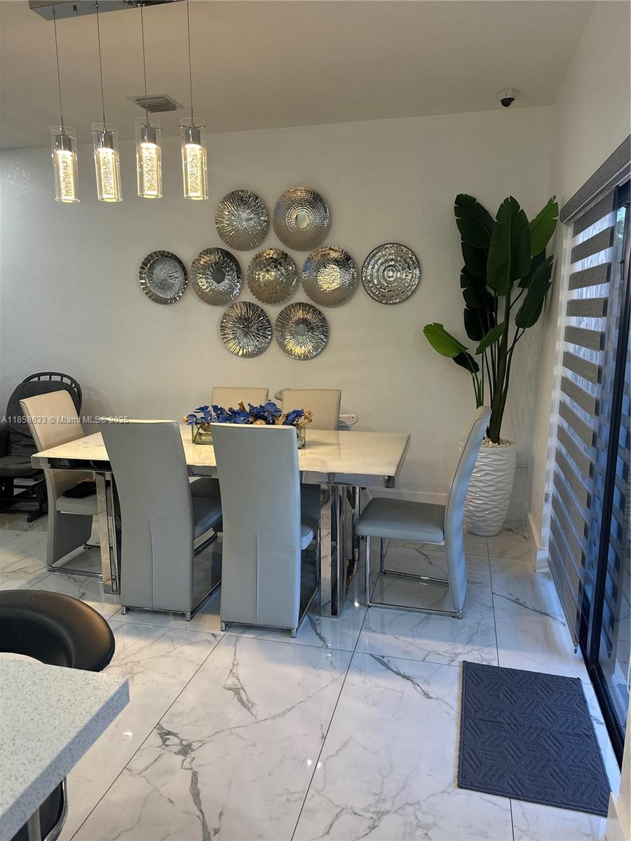 25217 Southwest 114th Avenue Homestead, FL 33032 - Photo 7 of 43