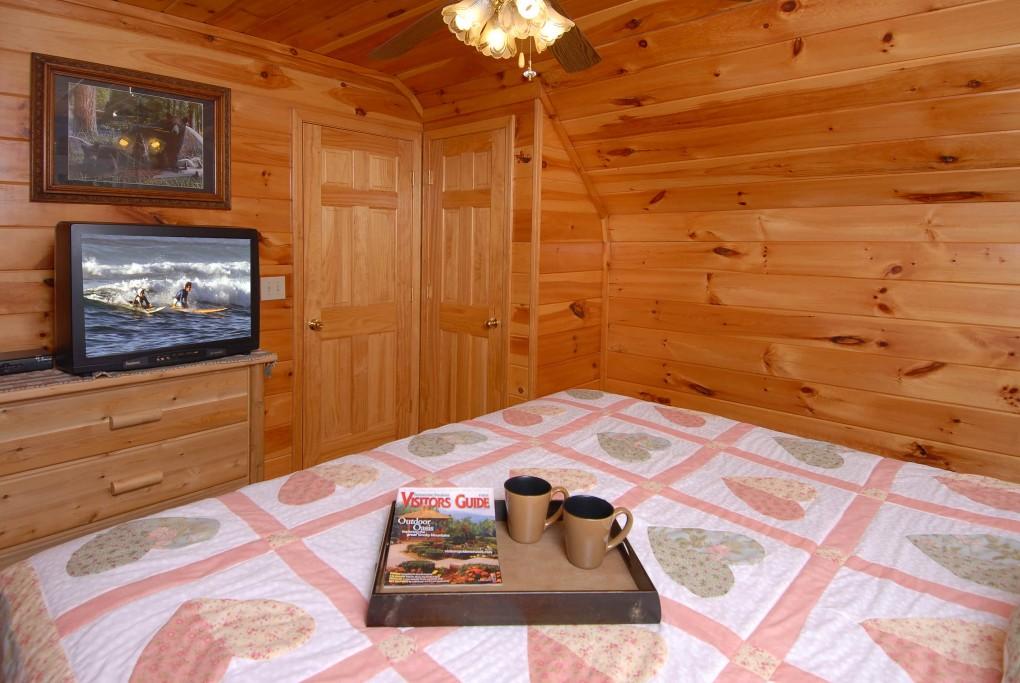 1651 Raccoon Den Way Sevierville, TN 37862 - Photo 12 of 18 27684
