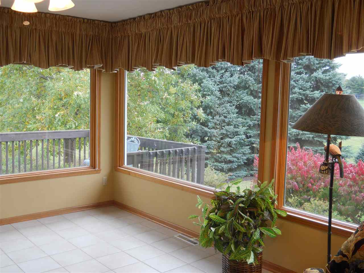 5576 Raspberry Trail Rockford, IL 61114 - Photo 4 of 24 Gallery Image 4