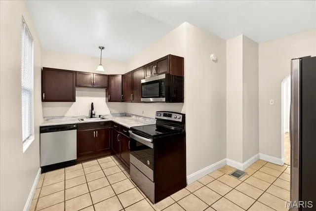 $160,000 | 939 Erskine Avenue, St. Louis, MO 63125