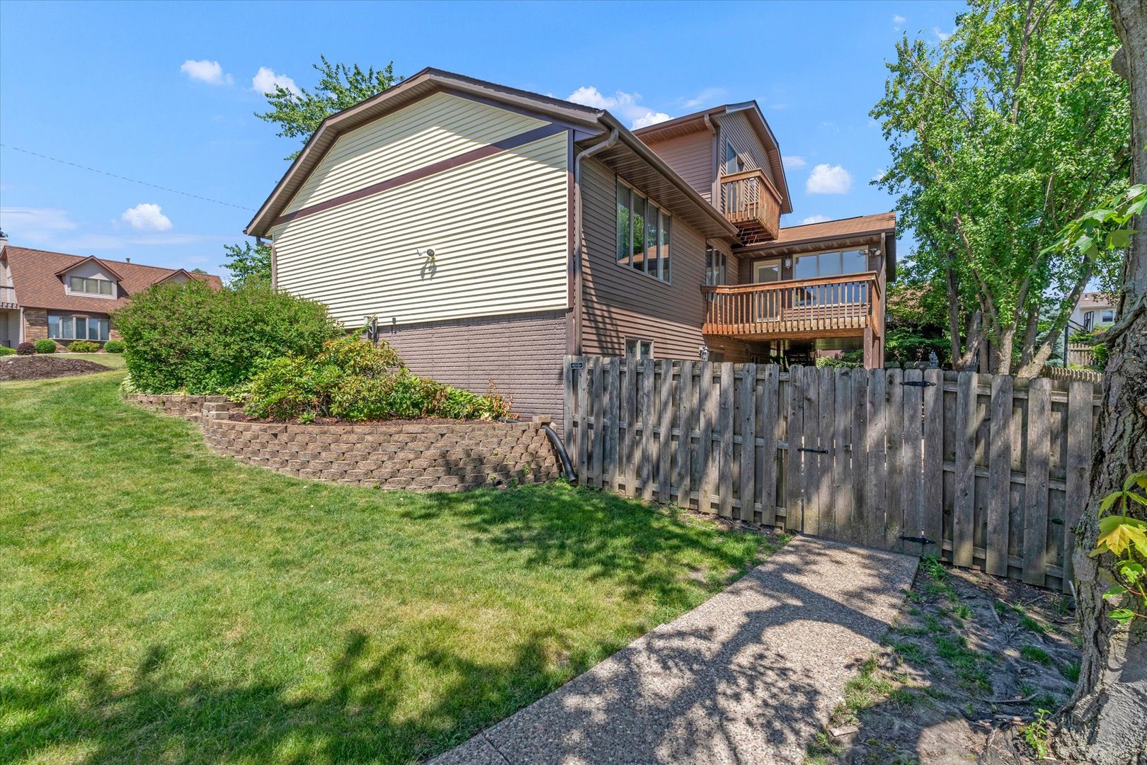 3300 35th Avenue Moline, IL 61265 - Photo 11 of 64