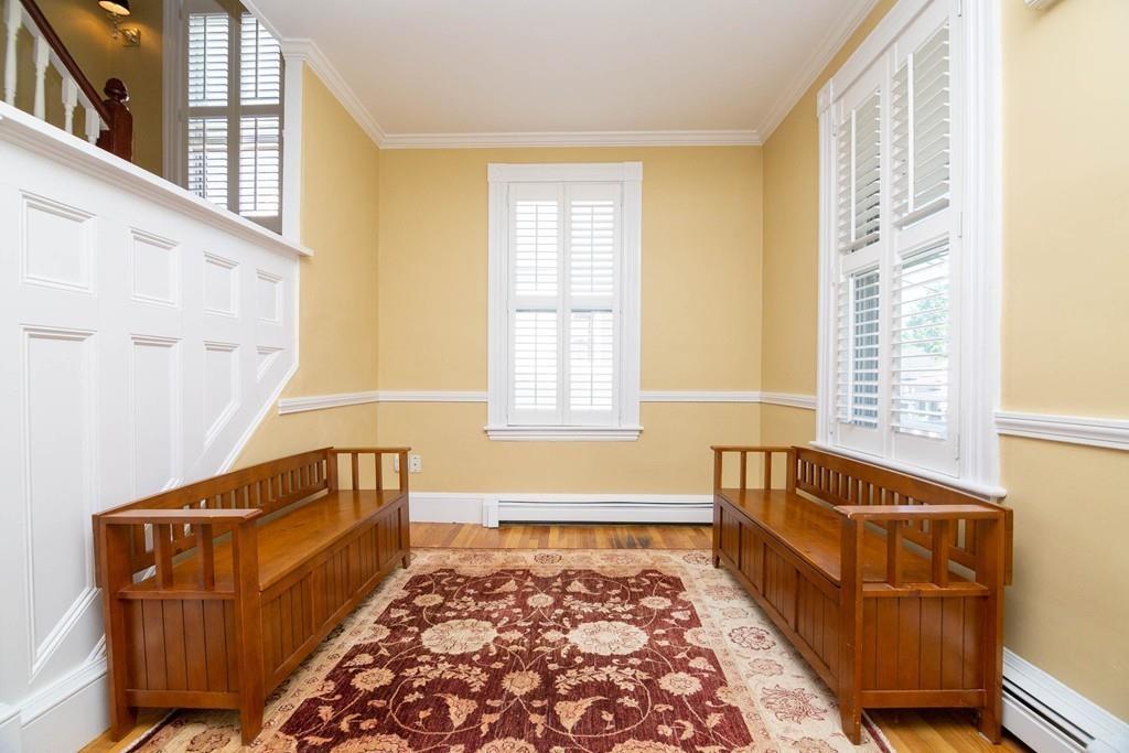 35 Lawrence Street Wakefield, MA 01880 - Photo 11 of 25