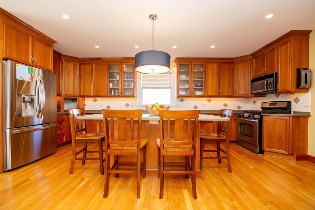 35 Lawrence Street Wakefield, MA 01880 - Photo 14 of 25