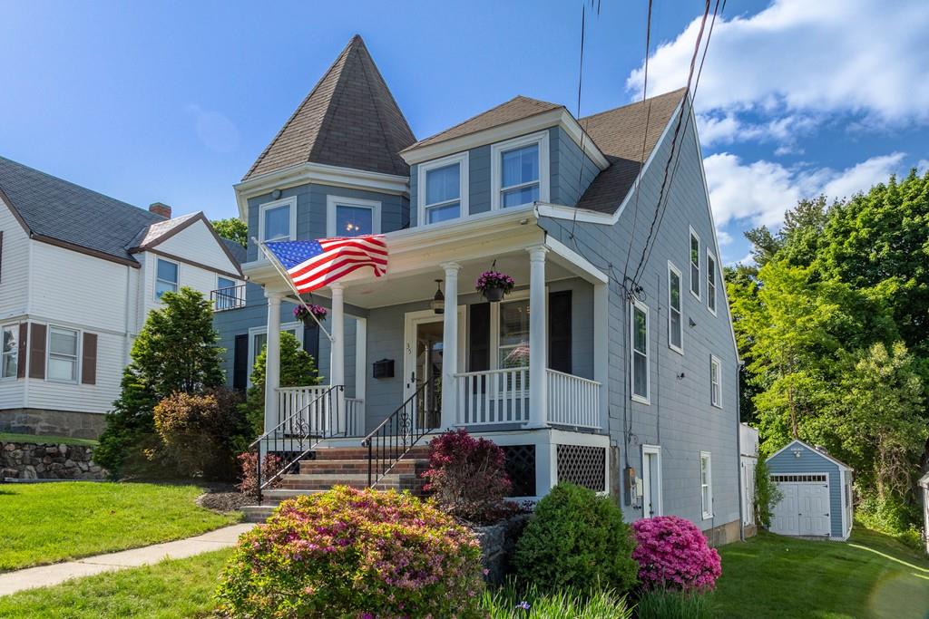 35 Lawrence Street Wakefield, MA 01880 - Photo 2 of 25