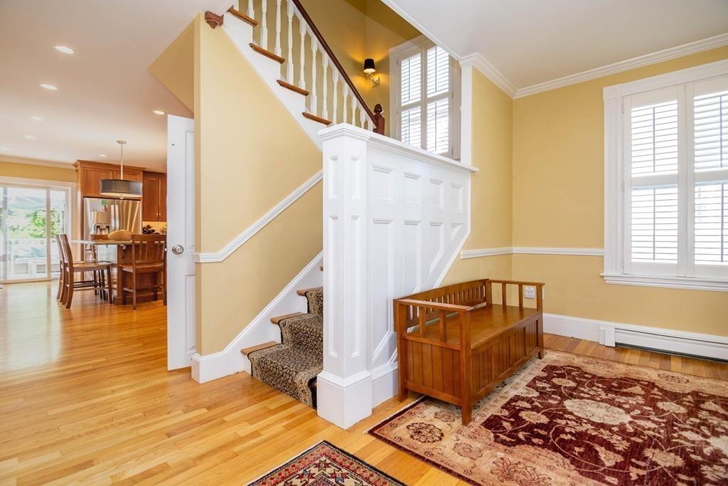 35 Lawrence Street Wakefield, MA 01880 - Photo 10 of 25