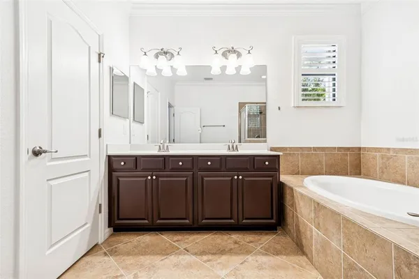 $629,900 | 20805 Granlago Drive, Venice, FL 34293