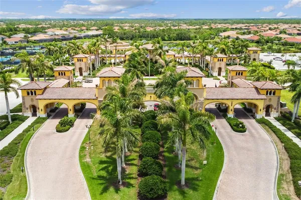 $629,900 | 20805 Granlago Drive, Venice, FL 34293