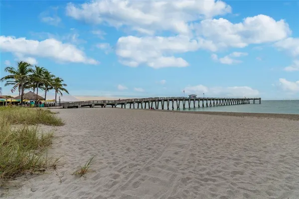 $629,900 | 20805 Granlago Drive, Venice, FL 34293