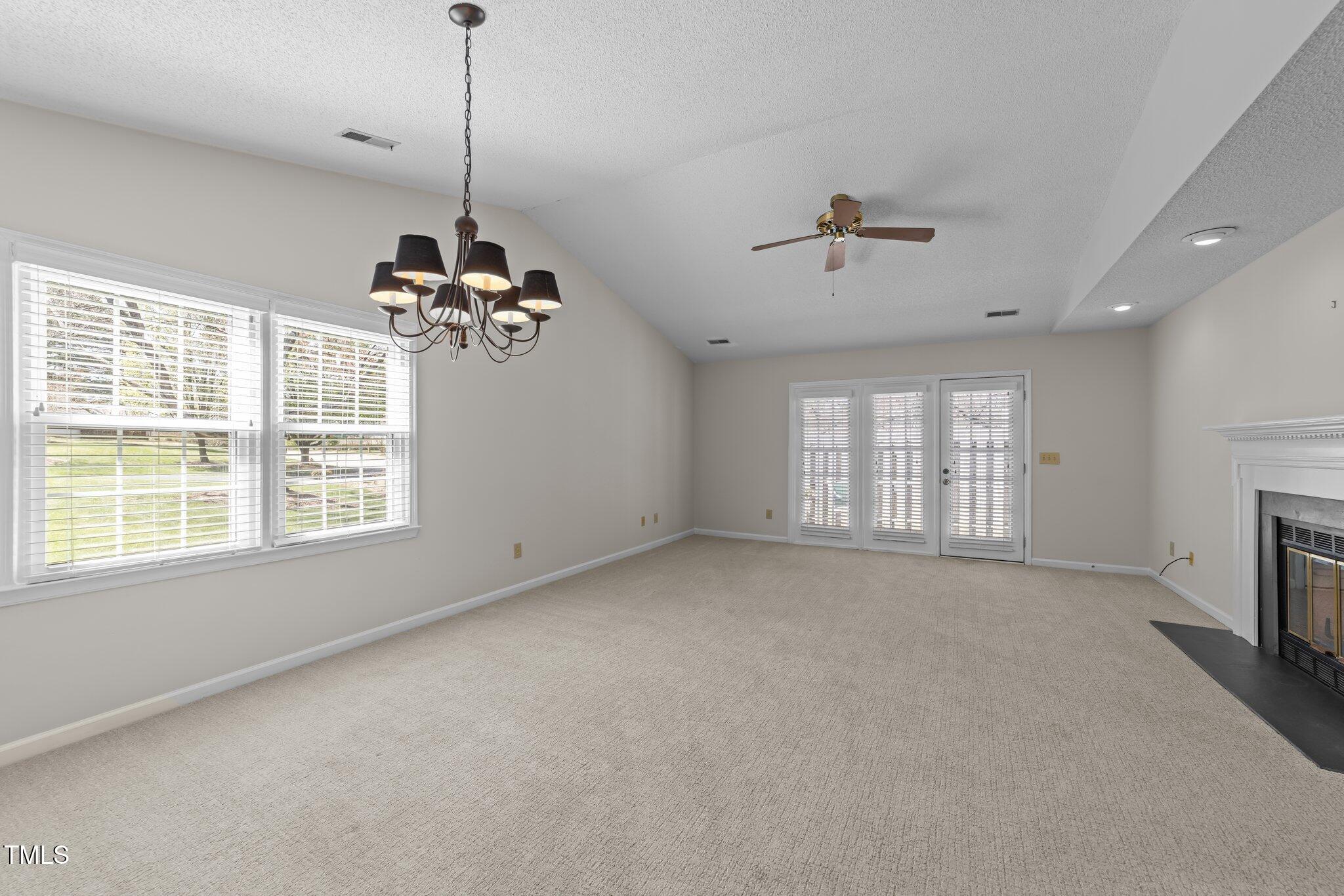 6817 Fairpoint Court Raleigh, NC 27613 - Photo 8 of 25 LivingRoom1