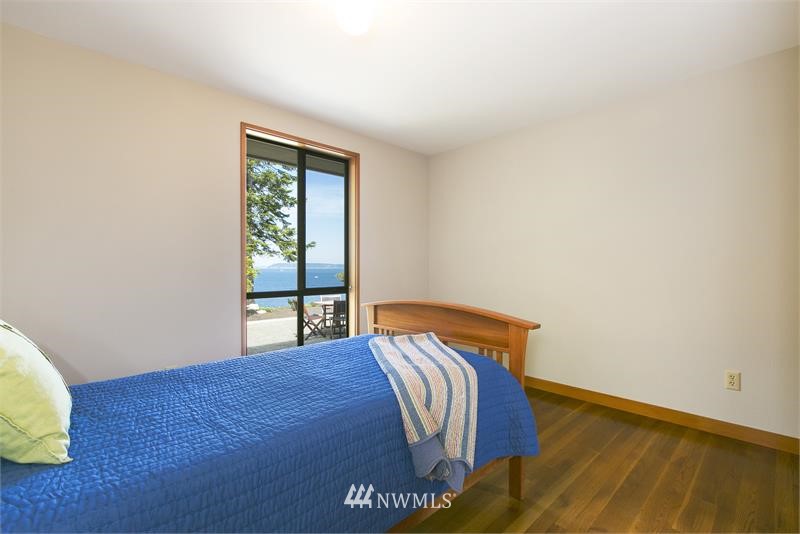 8609 Talbot Road Edmonds, WA 98026 - Photo 17 of 25 Gallery Image 17