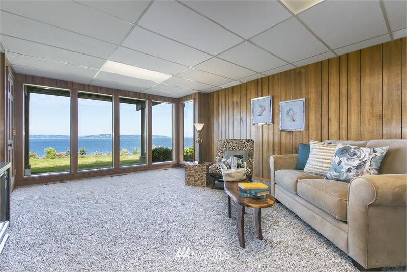 8609 Talbot Road Edmonds, WA 98026 - Photo 21 of 25 Gallery Image 21