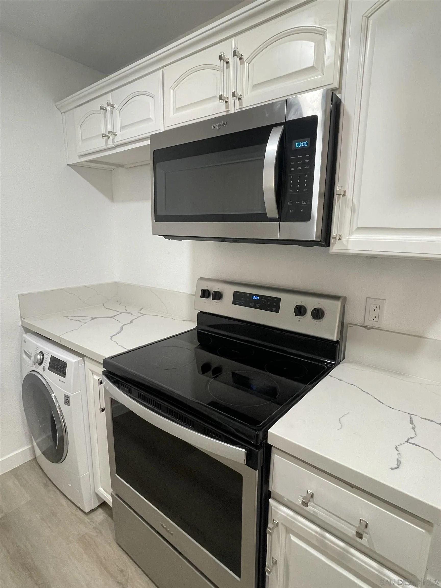 3068 Panorama Road, Unit B Riverside, CA 92506 - Photo 13 of 31 Gallery Image 13