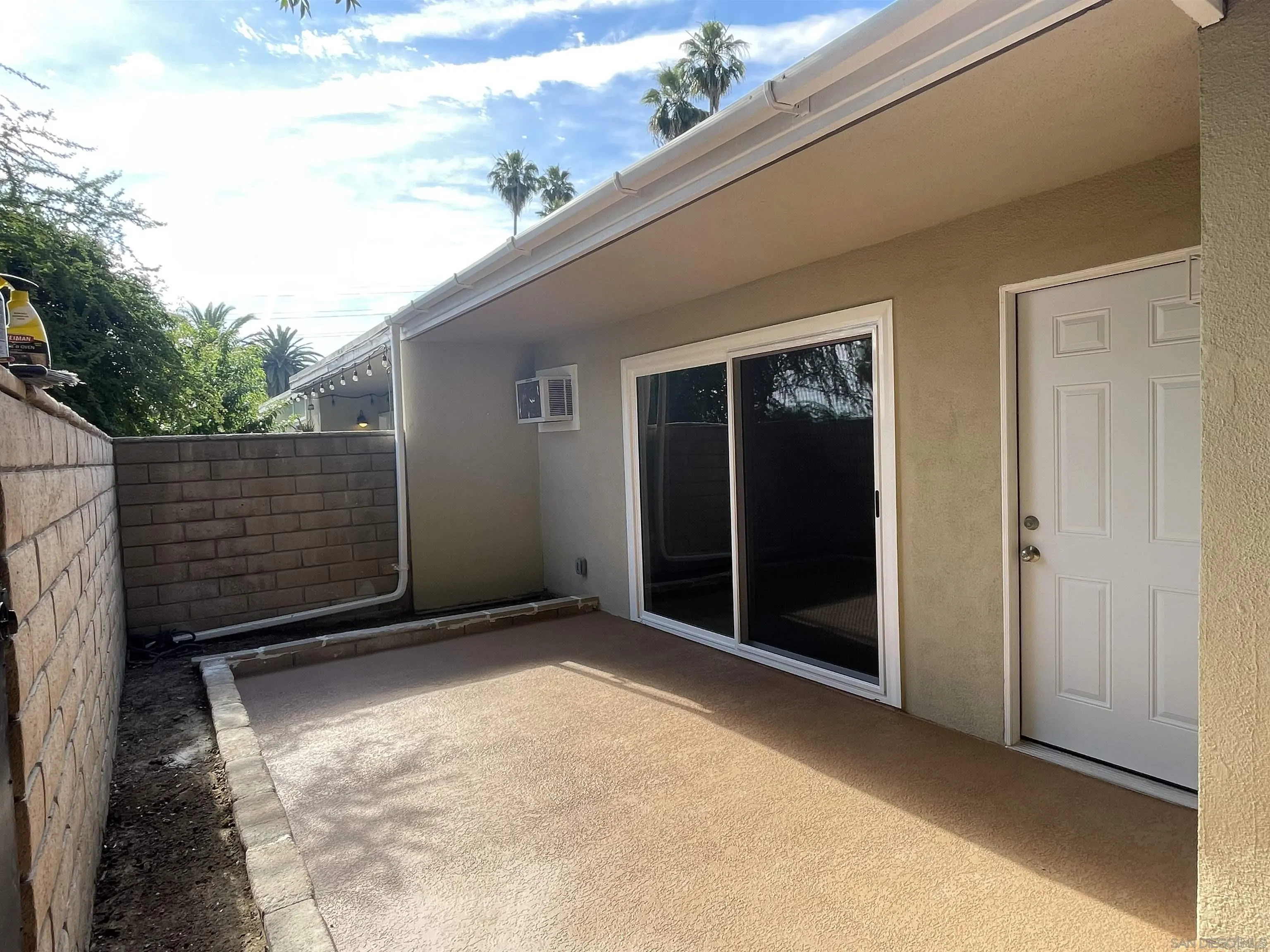 3068 Panorama Road, Unit B Riverside, CA 92506 - Photo 2 of 31 Gallery Image 2