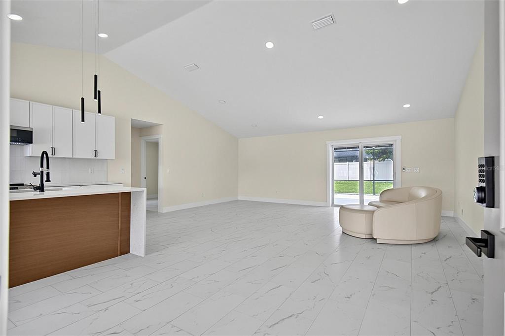 22 Roxboro Drive Palm Coast, FL 32164 - Photo 3 of 58