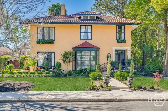 $2,200,000 | 529 East 44th Street, Savannah, GA 31405