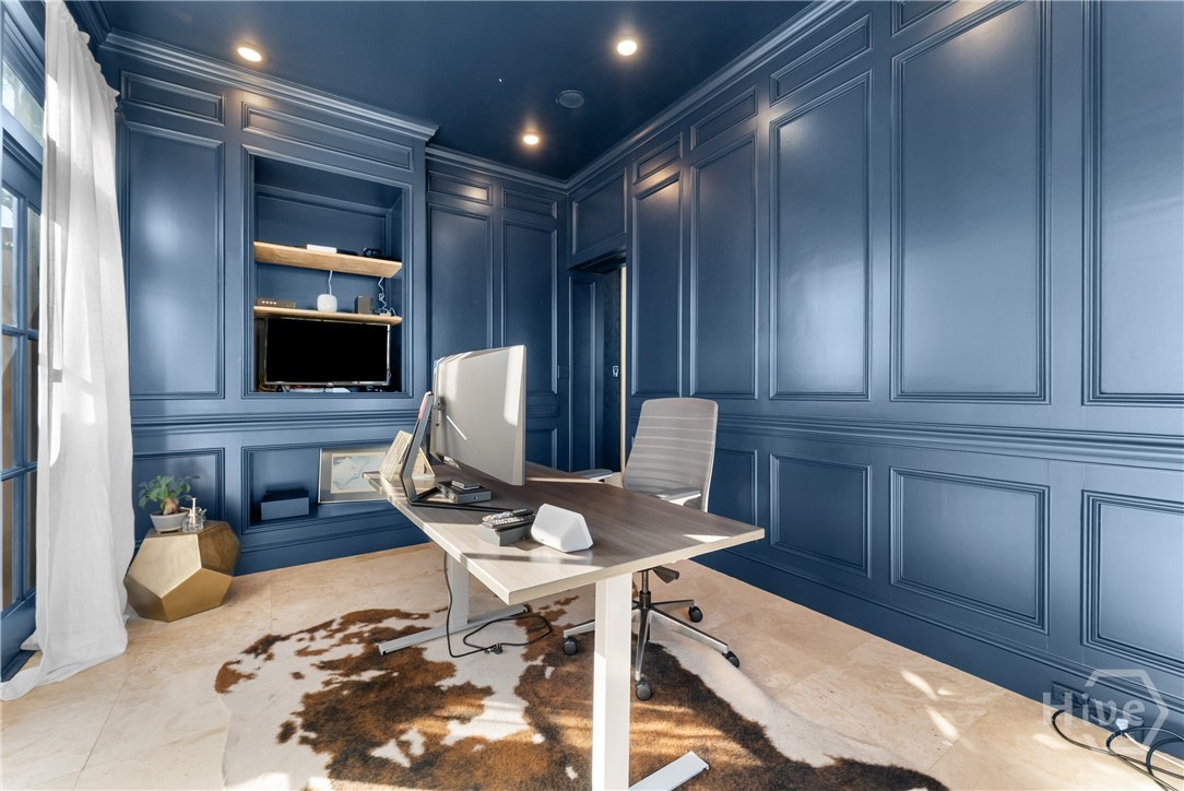 529 East 44th Street Savannah, GA 31405 - Photo 11 of 73